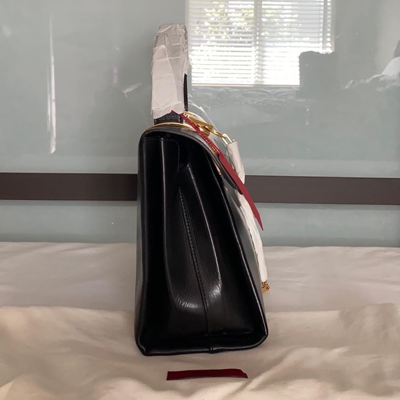 NWT Valentino Vlogo V Chain Top Handle Leather Handbag in Black - Picture 4 of 10